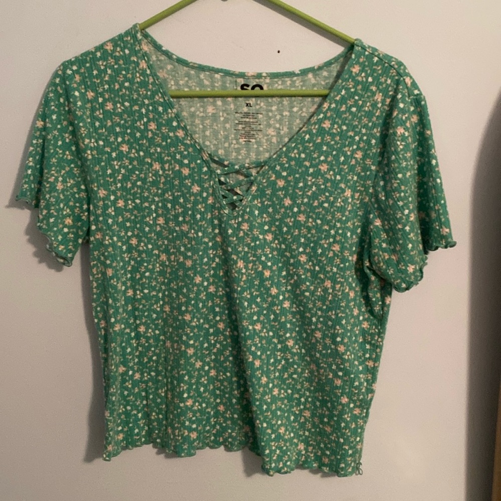 SO flower t shirt Last Call